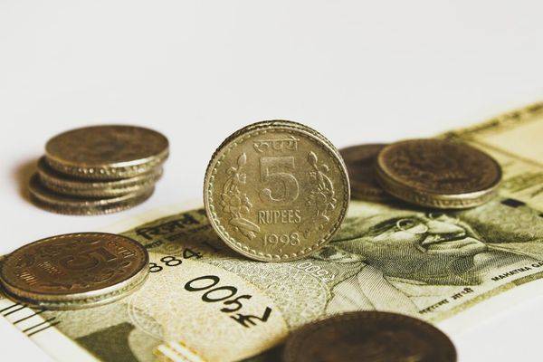 50代の緊急時資金は『いくら』必要か?──生活費の何ヶ月分では足りない理由