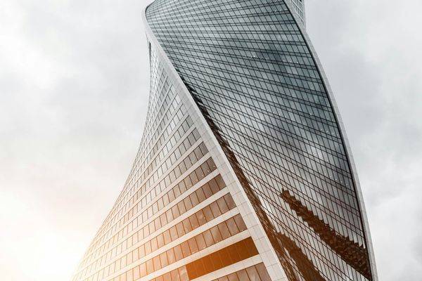 50代の副業、社会保険は大丈夫？──複業時代のリスクの避け方